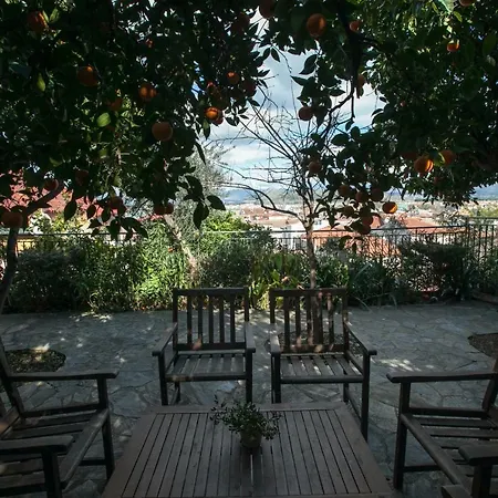 Tis Mammis * Nafplio